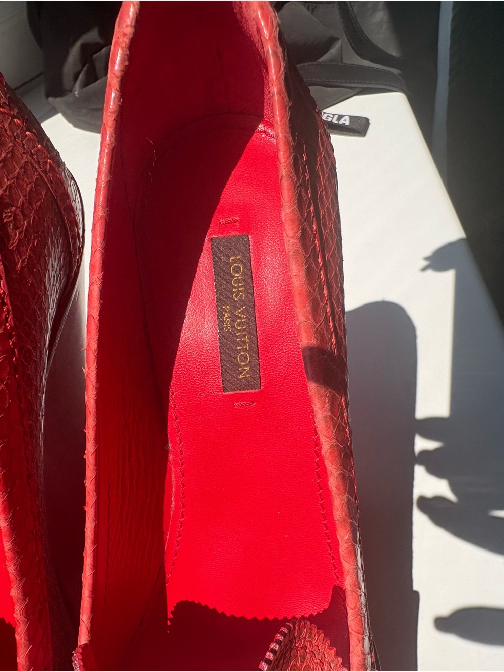 Bundle 2 pairs Louis Vuitton Wedge Heels 1 black 1 Red - size 37 - Picture 12 of 17